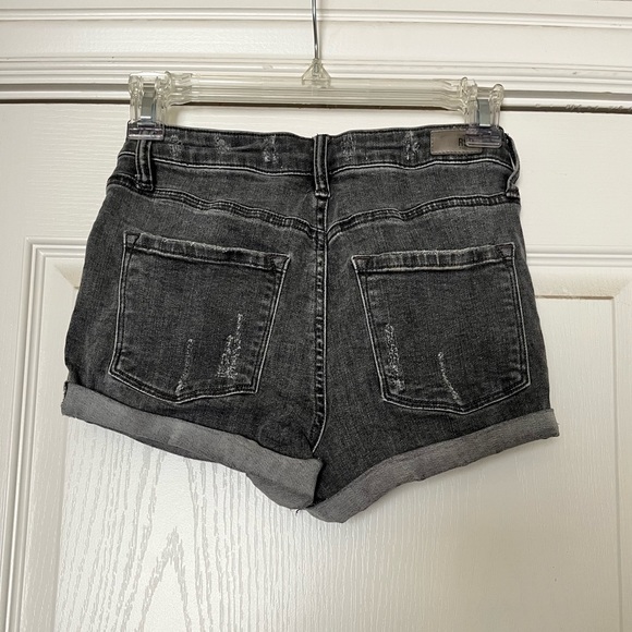 RSQ Tilly Shorts Size 25 - Picture 2 of 3